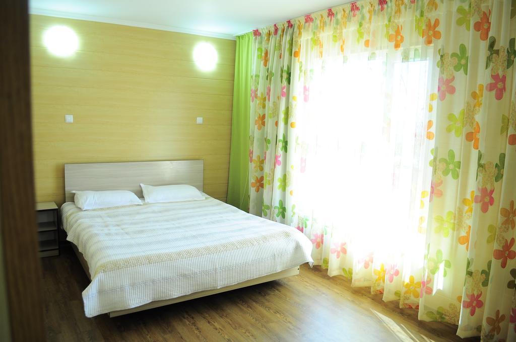 Dome Hotel โชลปอน-อาตา ภายนอก รูปภาพ